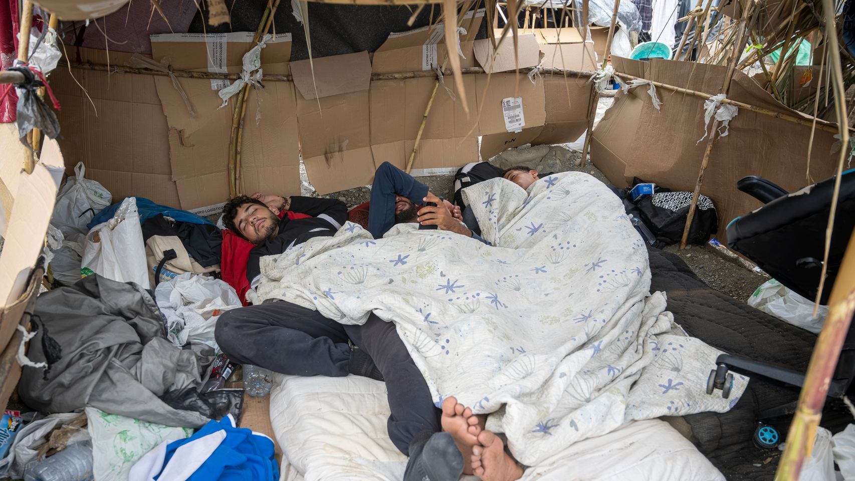 La Policía teme que asentar a los migrantes en el puerto bloquee una instalación crítica y aísle más a Ceuta si hay disturbios como quiere Rabat