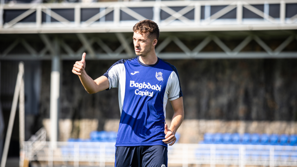 Pacheco vuelve a una lista de Matarazzo para Elche con Marchal como único jugador del Sanse