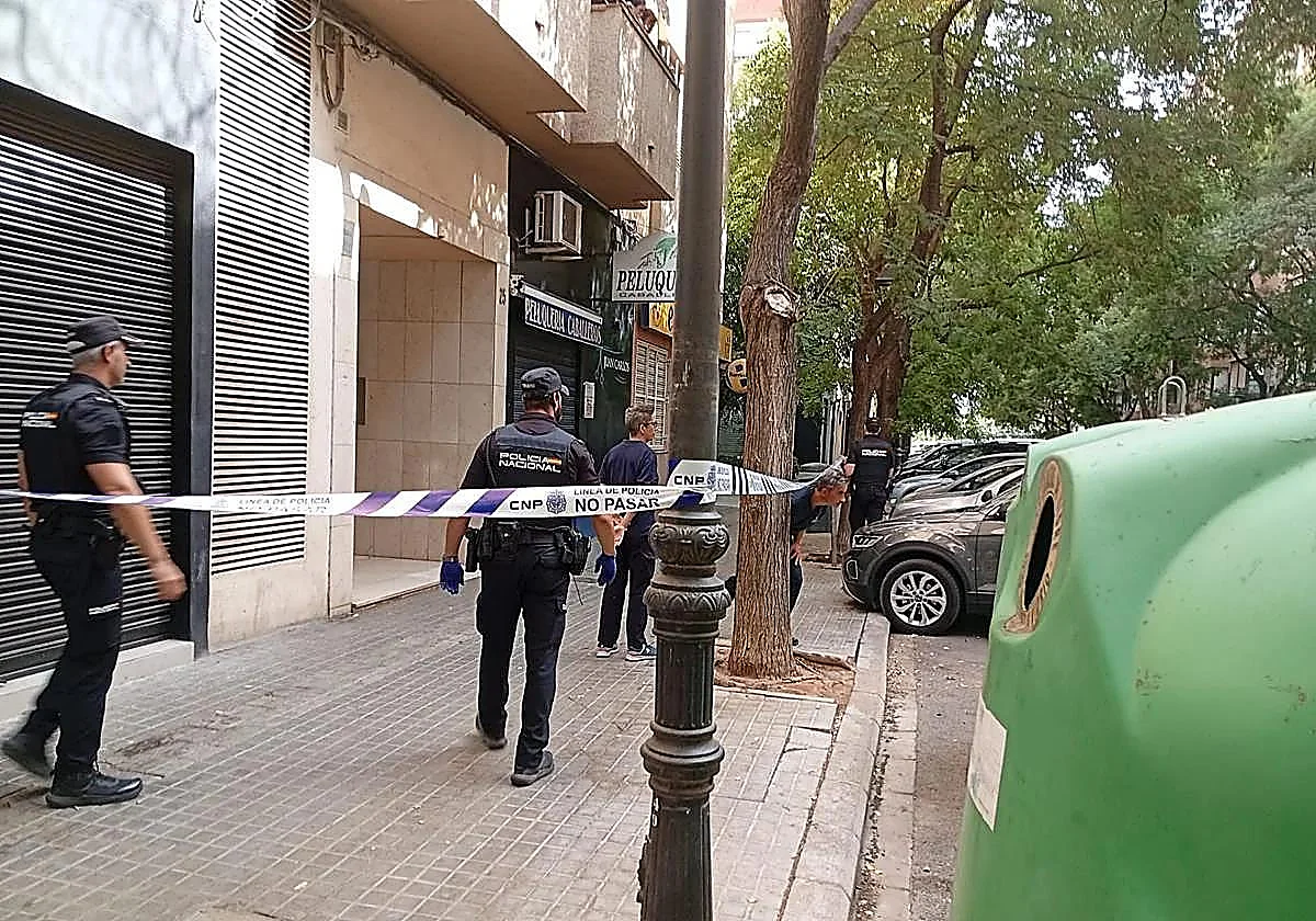Un joven mata a su padre con una mancuerna en Valencia
