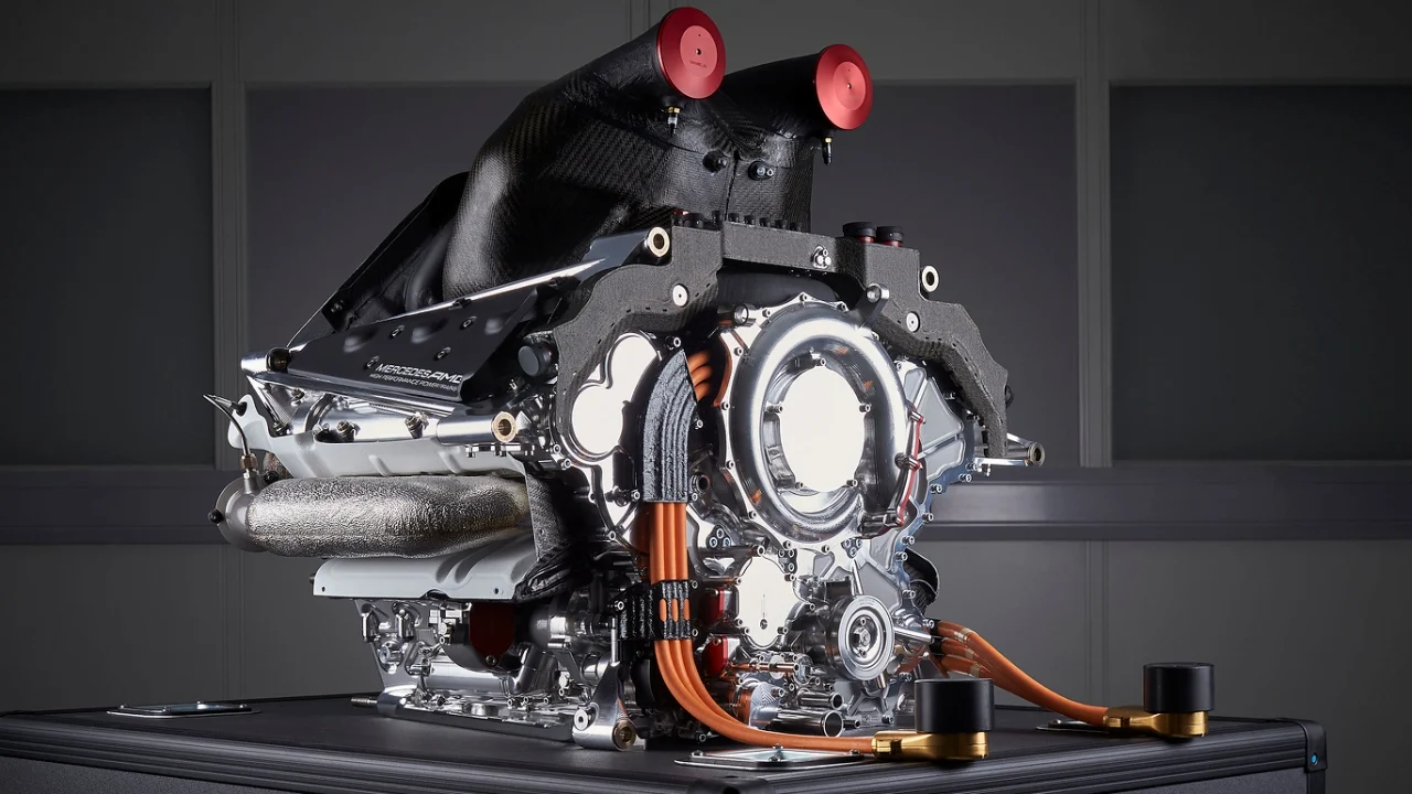 Mercedes califica de “salto total a lo desconocido” la introducción de los combustibles 100 % sostenibles en la Fórmula 1