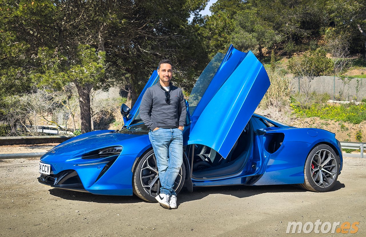 He probado decenas de coches en 2025 y estos son los 8 que más me han gustado (y que yo me compraría)