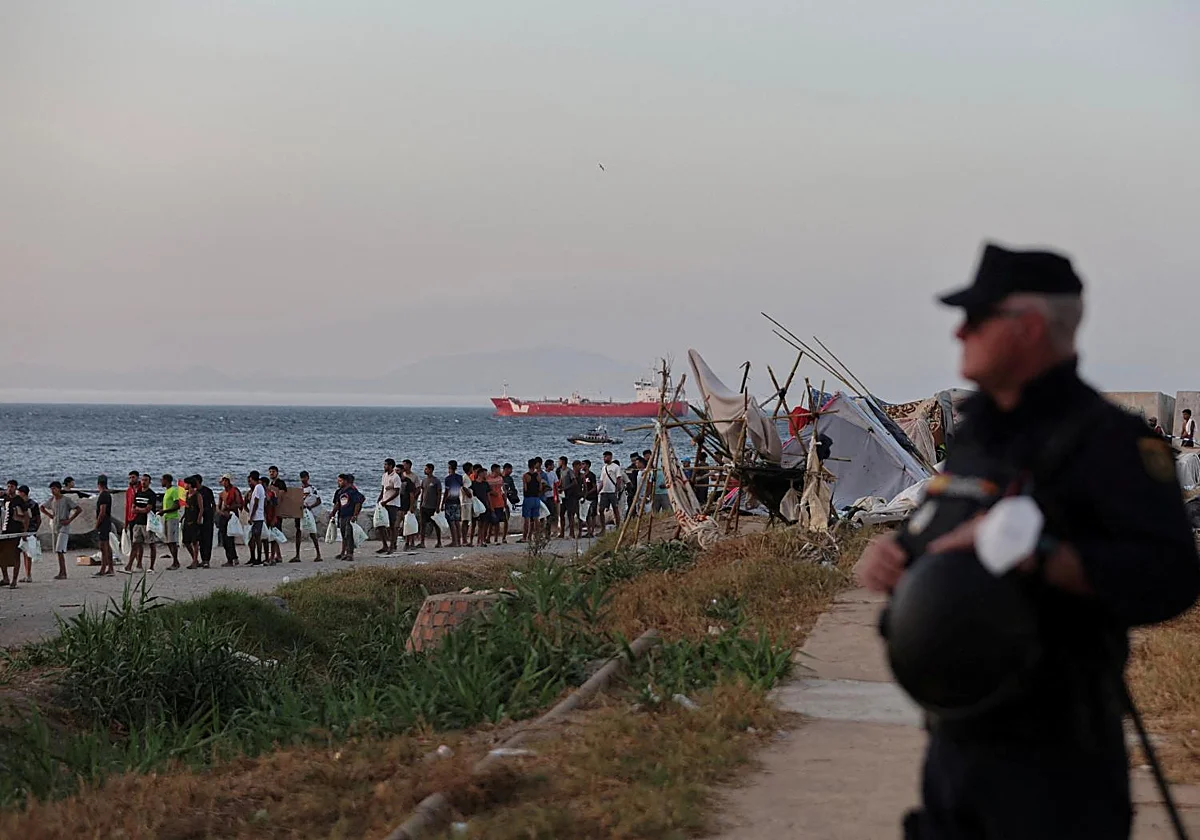 La jueza Tardón admite la personación del Gobierno en el caso sobre el asalto migratorio a Ceuta