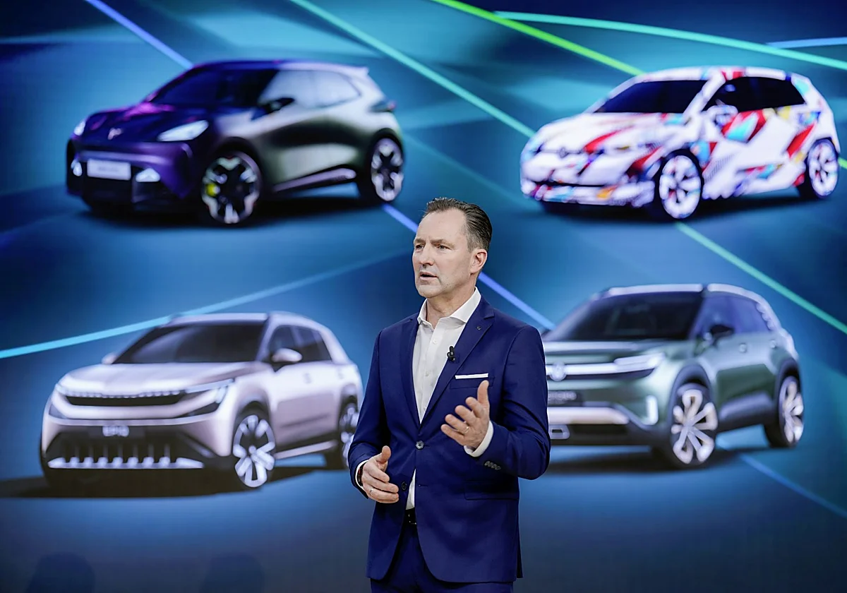 El CEO de Volkswagen reafirma el compromiso del grupo alemán con las plantas de Martorell y Pamplona