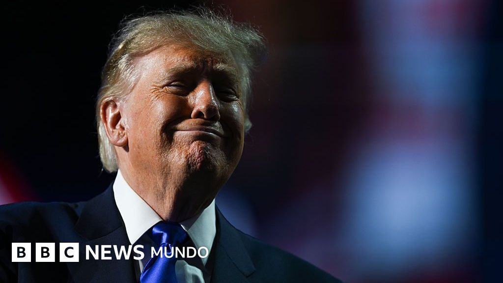 Trump promete darle US$5.000 a cada adulto estadounidense si los republicanos ganan las elecciones de medio término