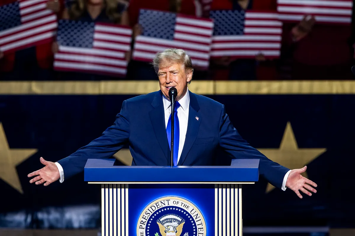 Trump promete pagar 5.000 dólares a cada adulto de EEUU si los republicanos dominan el Capitolio en las 'midterm'