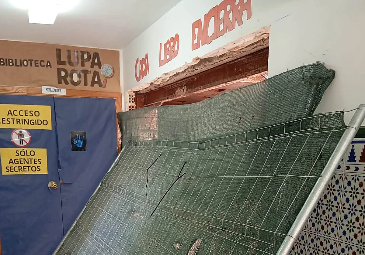 Los alumnos del colegio de Benaoján no acuden a clase el primer día de curso por el «mal estado» del centro