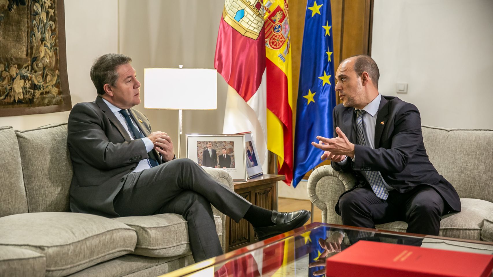 El entorno de Page desafía a Sánchez por la financiación y alimenta una posible rebelión socialista en el Congreso