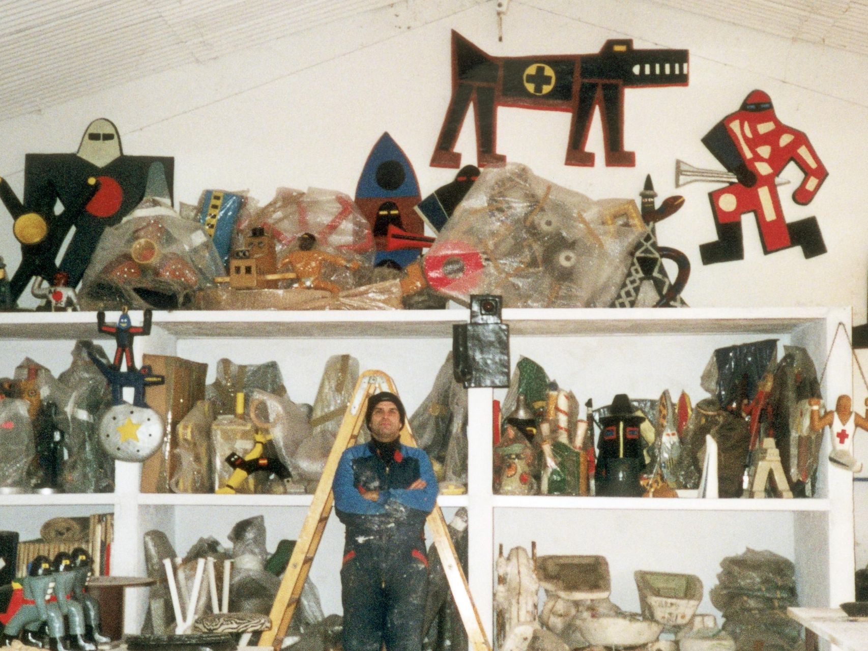 Crear como forma de vivir: la UCM repasa la vida de César Fernández, el artista que buscó un territorio sin límites