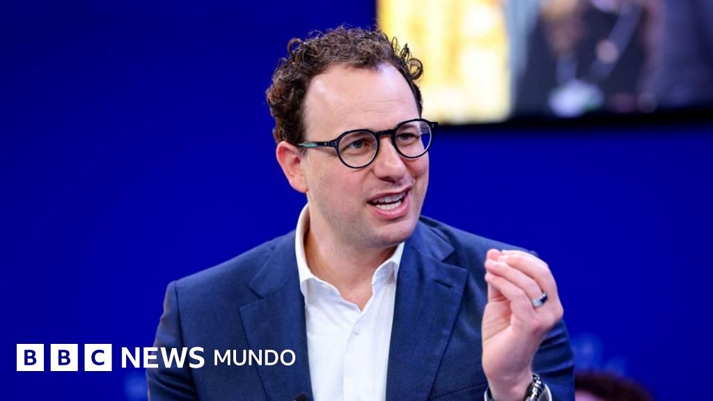 El ensayo en el que el director de Anthropic pide ralentizar el desarrollo de la inteligencia artificial