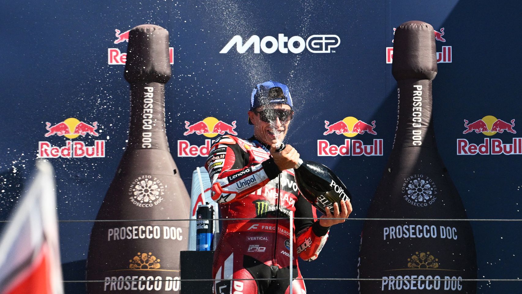 Marc Márquez completa la remontada hacia el título: gana en Misano y pasa a liderar la general de MotoGP
