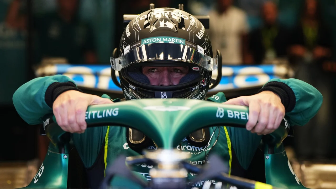 Alonso señala a Sainz tras su toque: «Fue innecesario»