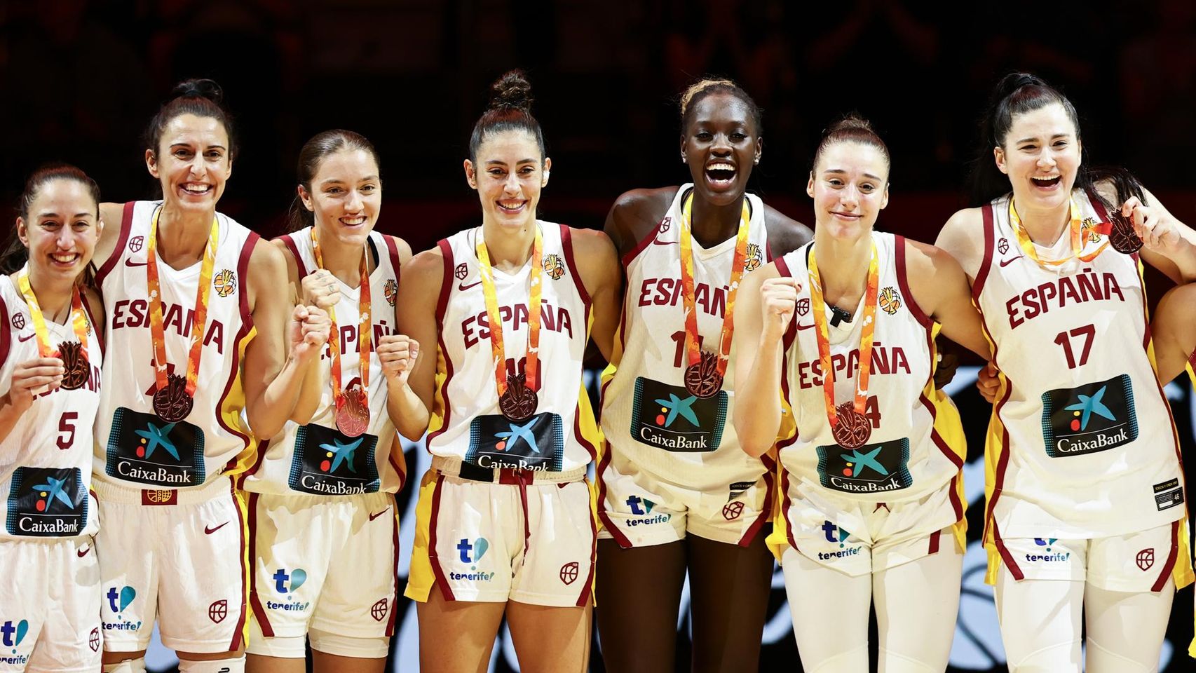 La nueva generación de España que invita a soñar: Iyana Martín, Awa Fam y un grupo capaz de desafiar al 'Dream Team'