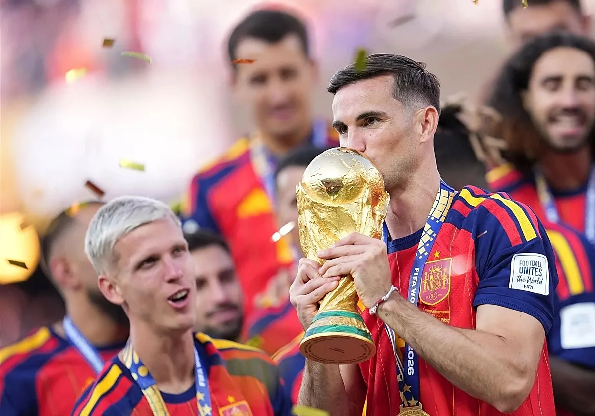 Fabián se apunta a la carrera por el Balón de Oro: «En títulos, nadie ha hecho mejor temporada»