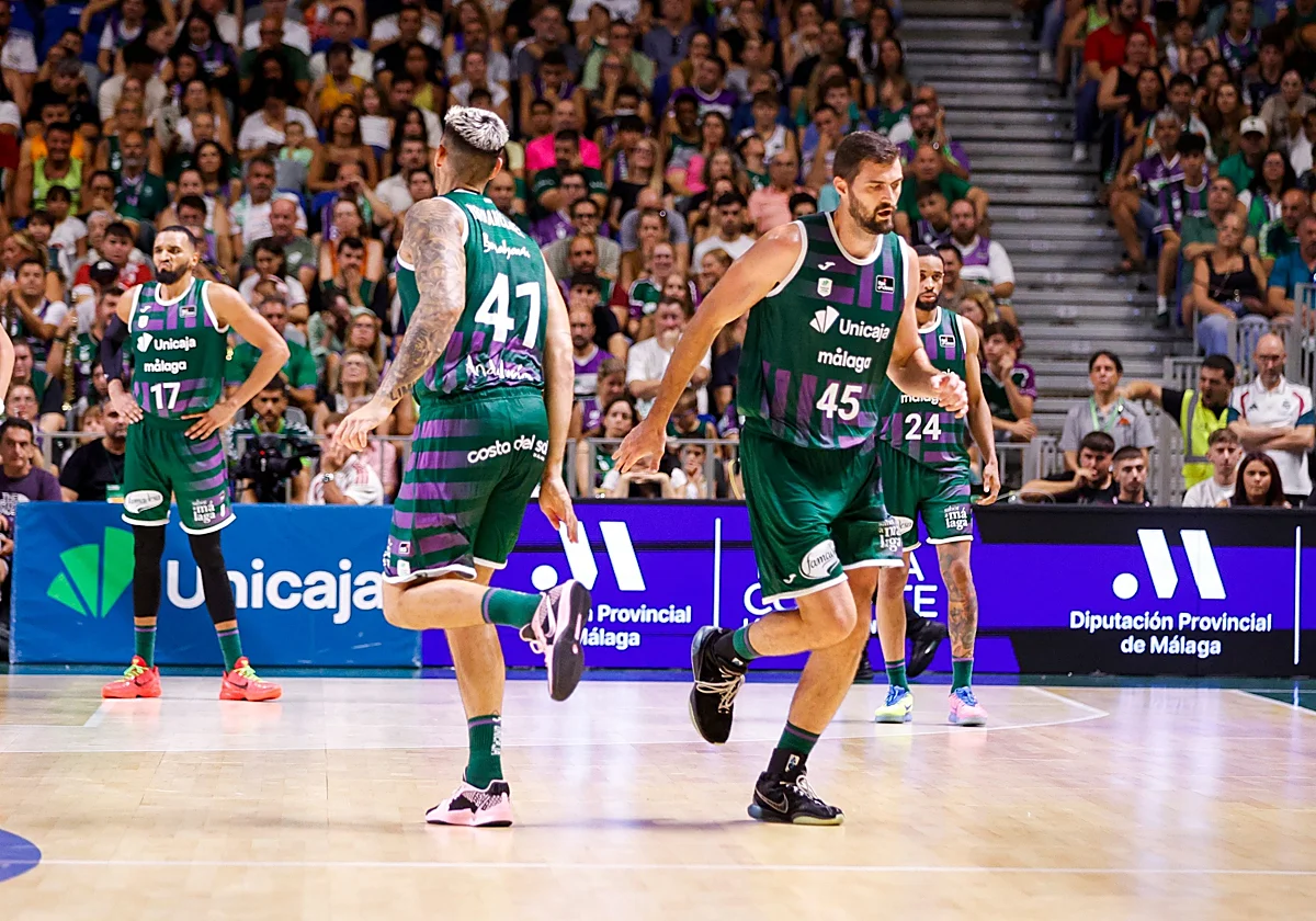 Fichar o esperar, el dilema del Unicaja con el cinco