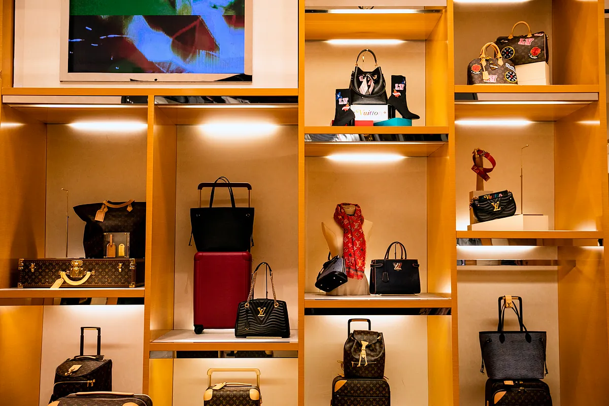 LVMH pierde el trono de la francesa más valiosa en Bolsa y cae del 'top 10' europeo