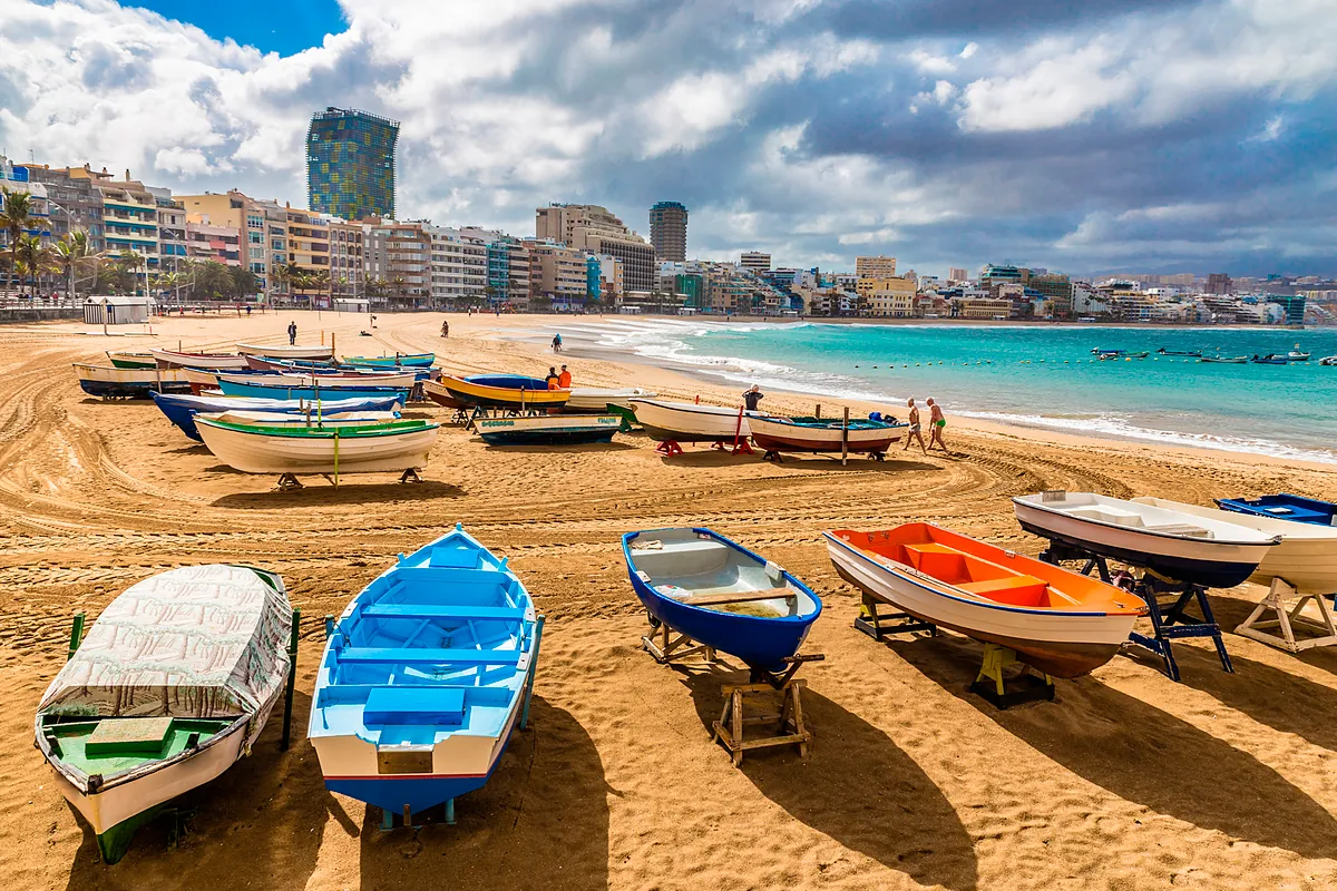 Nuevo récord histórico: España recibió 91,5 millones de turistas internacionales hasta noviembre, un 3,4% más