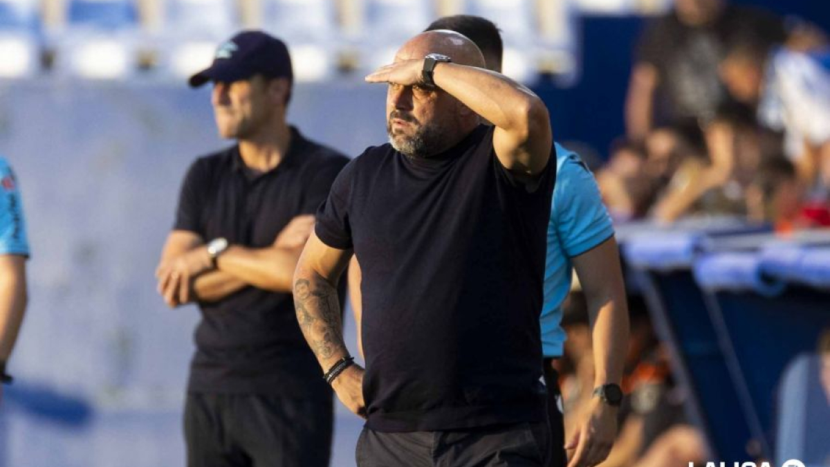 Manolo González: “En la primera parte no hemos hecho nada bien”