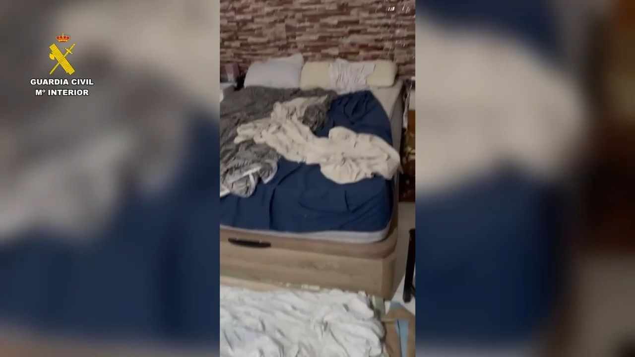El vídeo de la casa patera de los invasores marroquíes de Ceuta: vivían 25 personas hacinadas, 6 de ellos menores