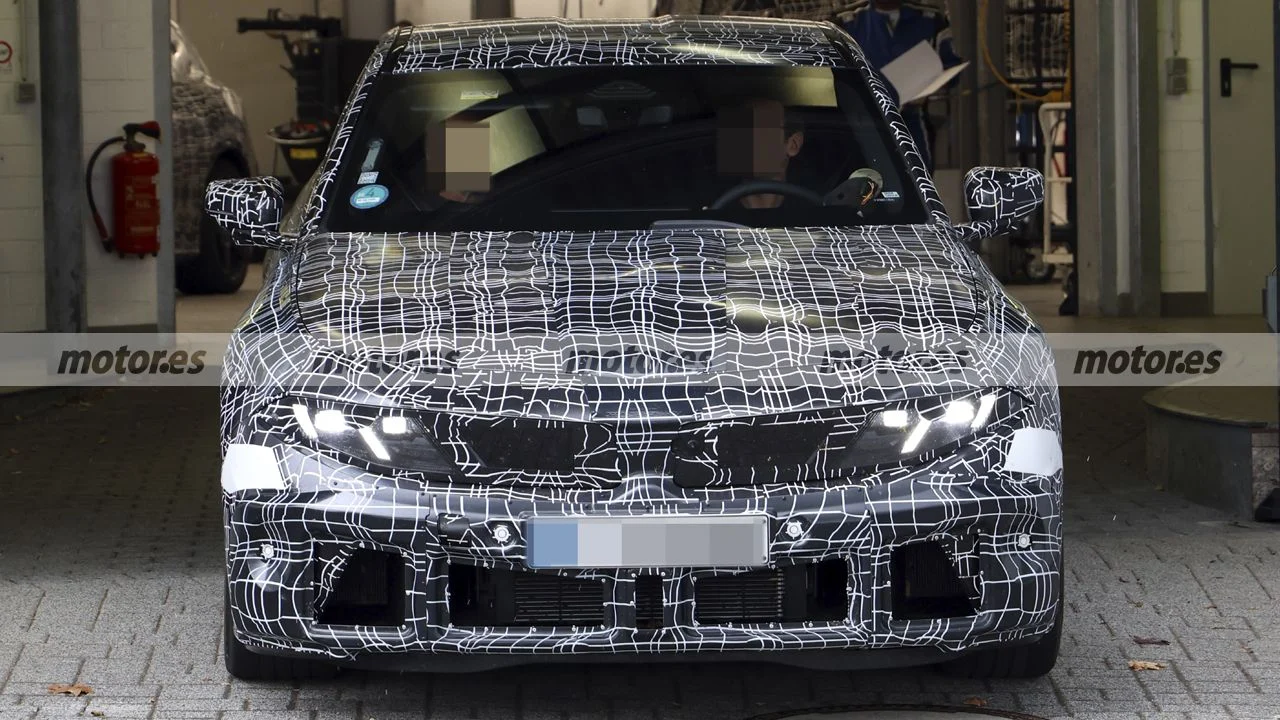 El BMW M3 de gasolina sobrevivirá al eléctrico, seguirá con seis cilindros y más de 500 CV pero no llegará hasta 2028