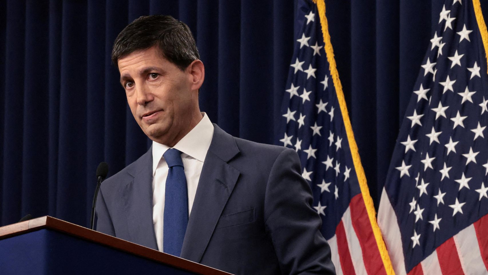 La Fed desafía a Trump, sube los tipos por primera vez desde 2023 y prevé un alza adicional antes de que acabe el año