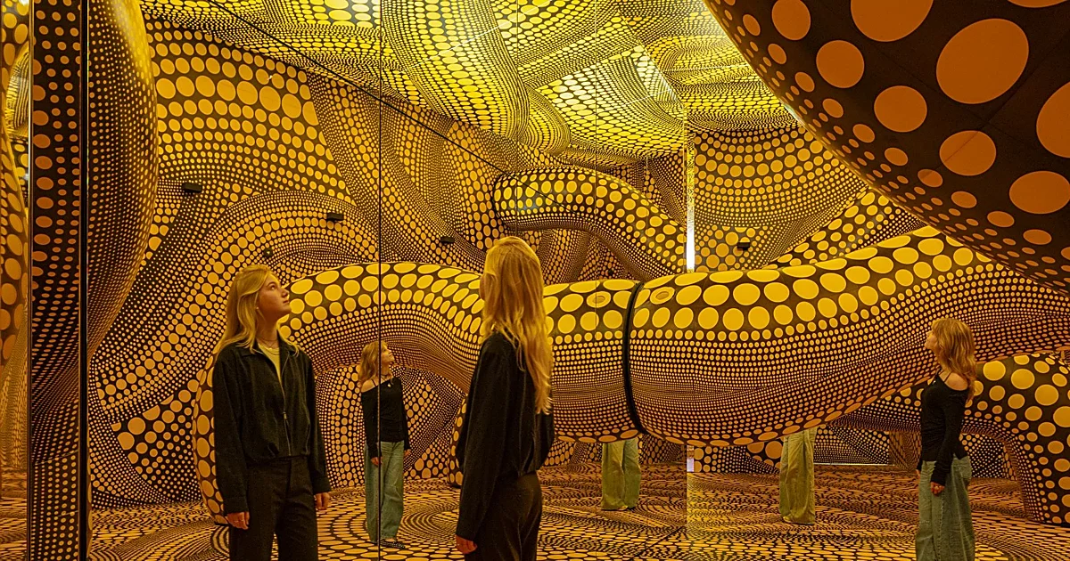 Yayoi Kusama: puntos (o lunares) suspensivos