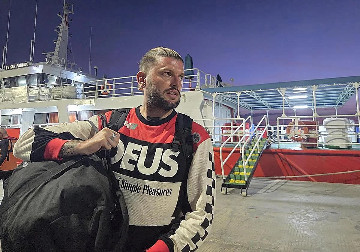 Indonesia despliega el mayor operativo de búsqueda para encontrar a Fernando, Quique y Mateo: 152 rescatistas y 17 barcos rastrean más de 60 millas