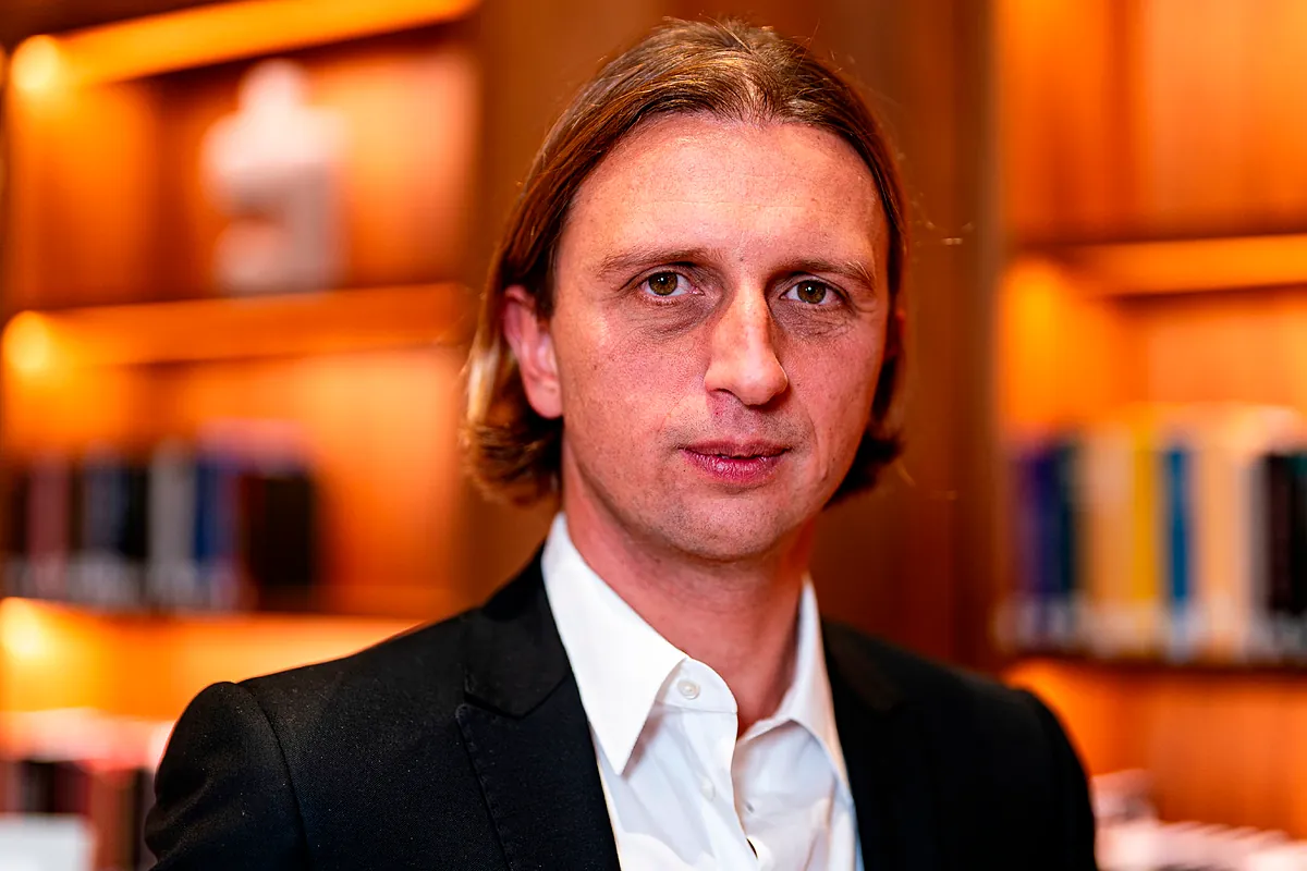 Revolut planea una doble cotización en Nueva York y Londres y aspira a "cientos de millones" de clientes