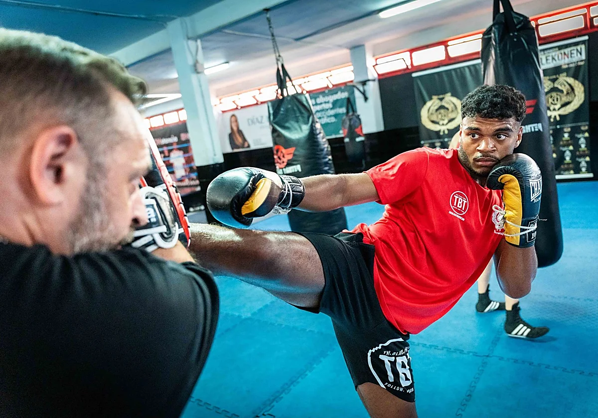 El ascenso de Junior Osaigboud Robledo al olimpo del kickboxing europeo