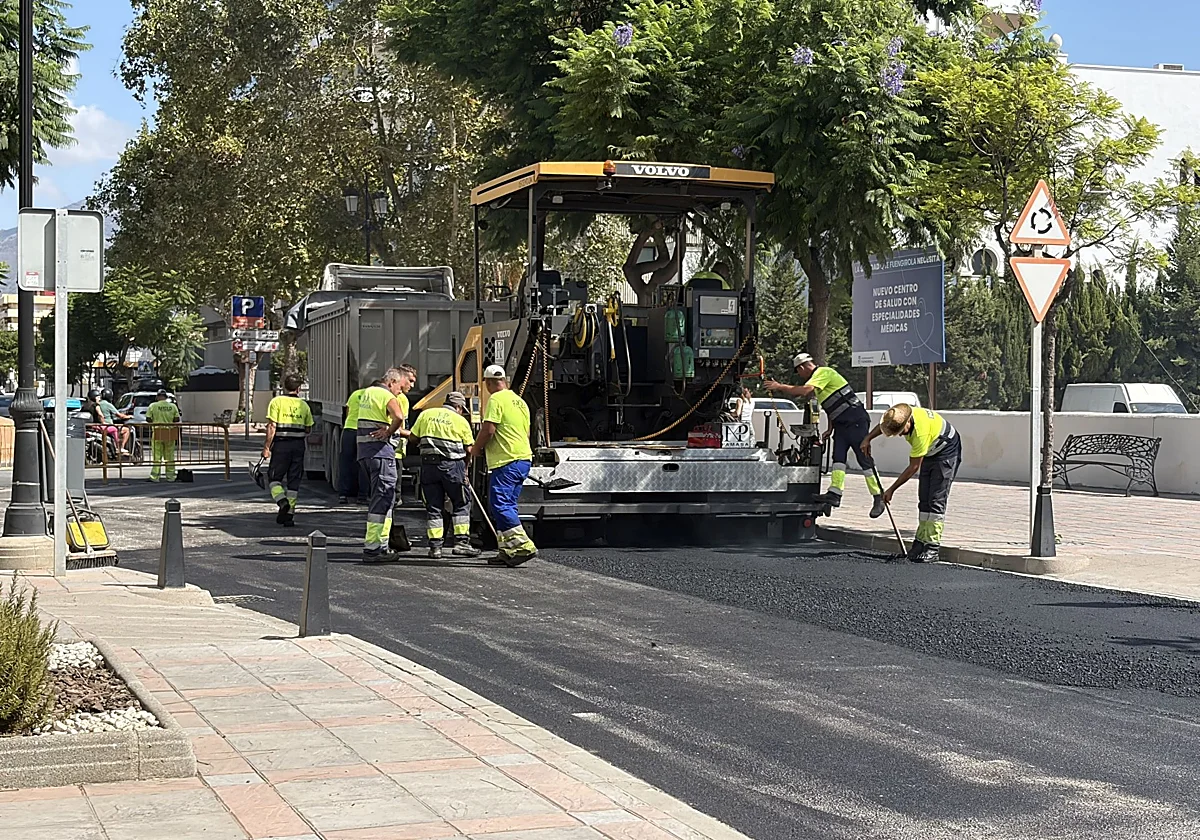 Fuengirola arranca su Plan de Asfalto, en el que invertirá 677.000 euros en 2,1 kilómetros de calles
