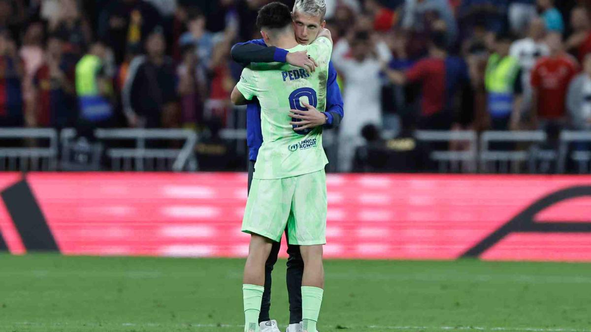 Pedri y Dani Olmo, altas en la convocatoria del Barcelona contra el Espanyol
