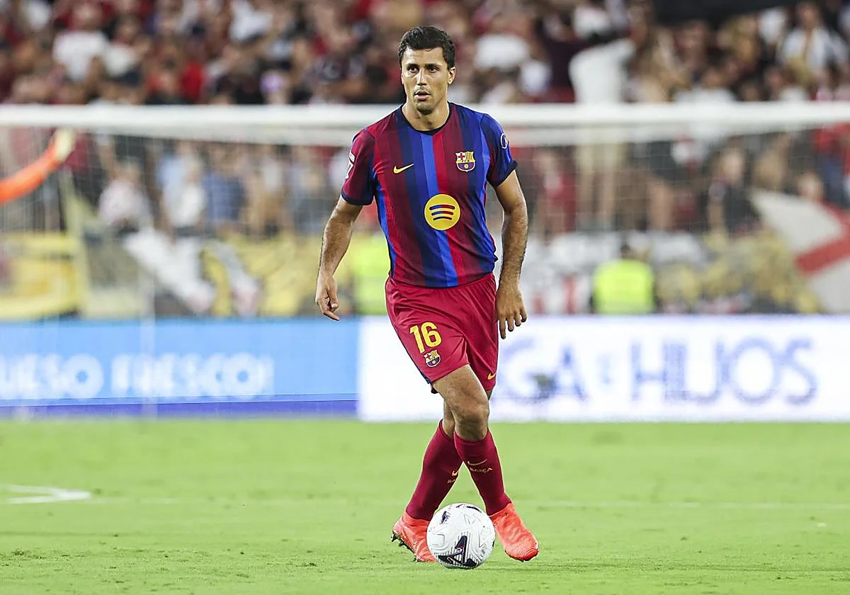 Rodri cae de pie en el Barça