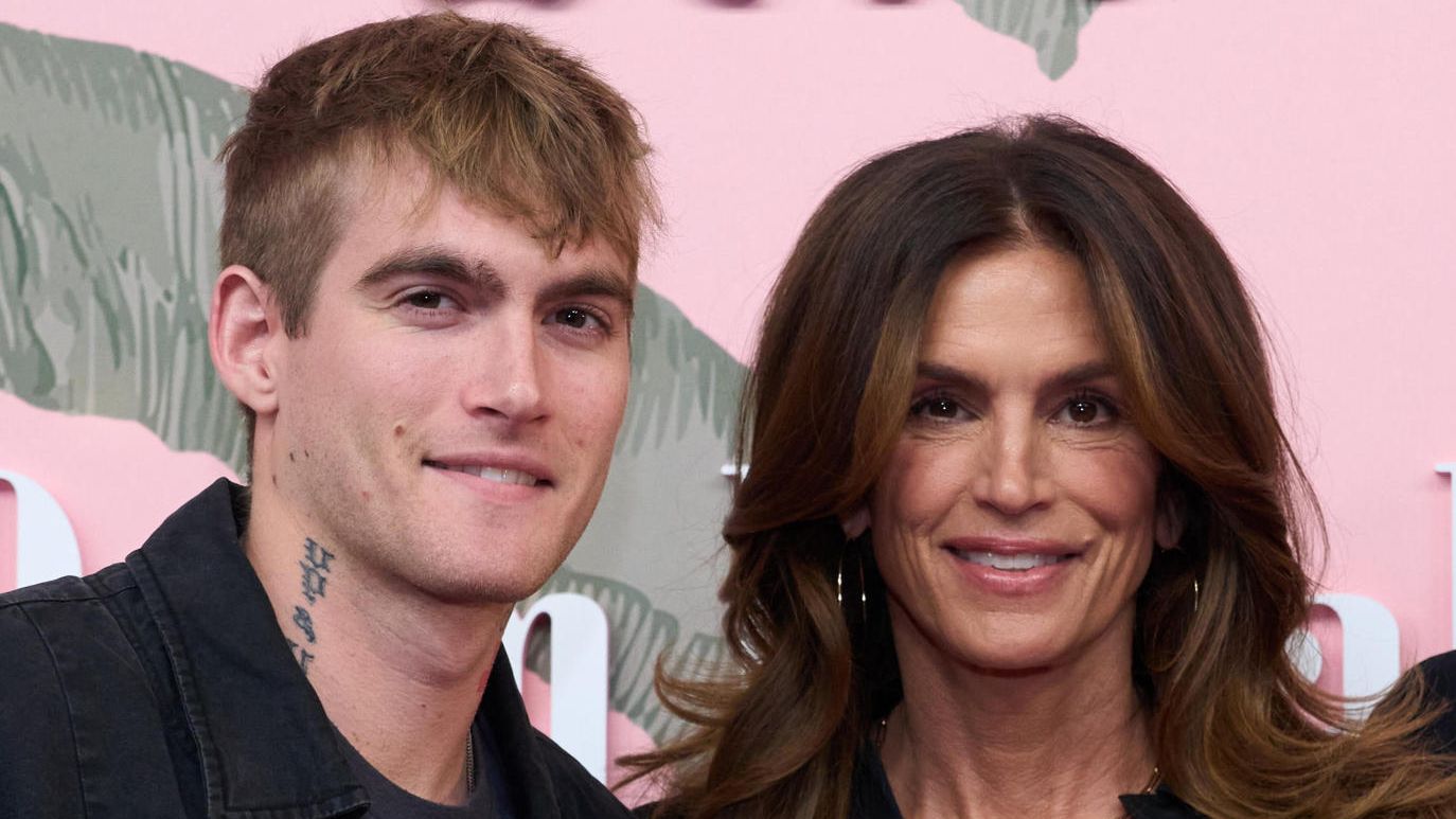 Muere a los 27 años Presley Gerber, hijo de la modelo Cindy Crawford: estaba en un centro de rehabilitación de Los Ángeles