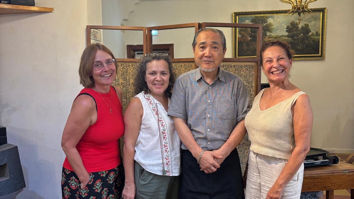 Pedro Lee, el "peregrino católico coreano" que dejó Madrid por un pueblo de 50 vecinos para montar un restaurante asiático