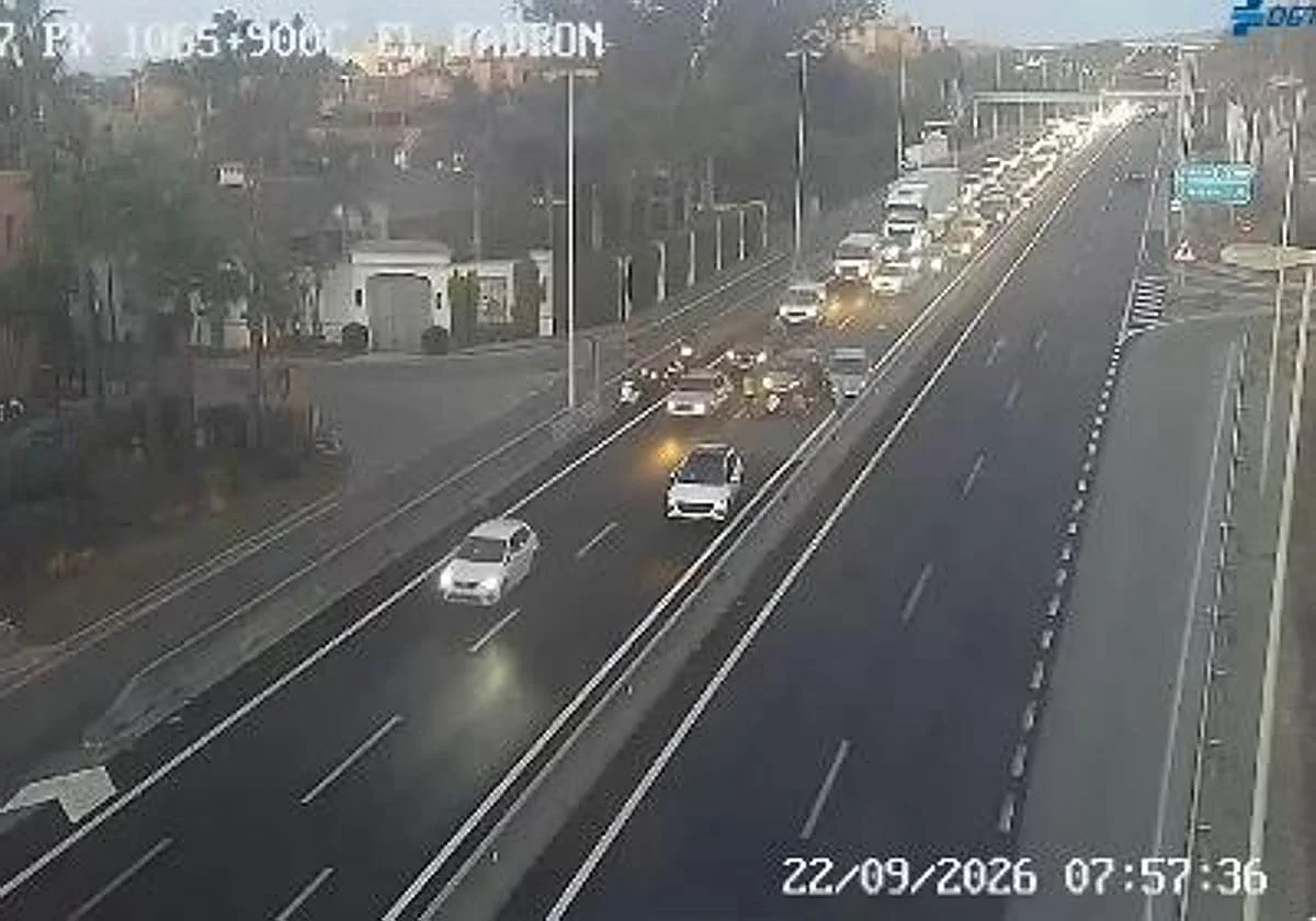 Información e incidencias de tráfico en Málaga: retenciones de casi seis kilómetros en Rincón