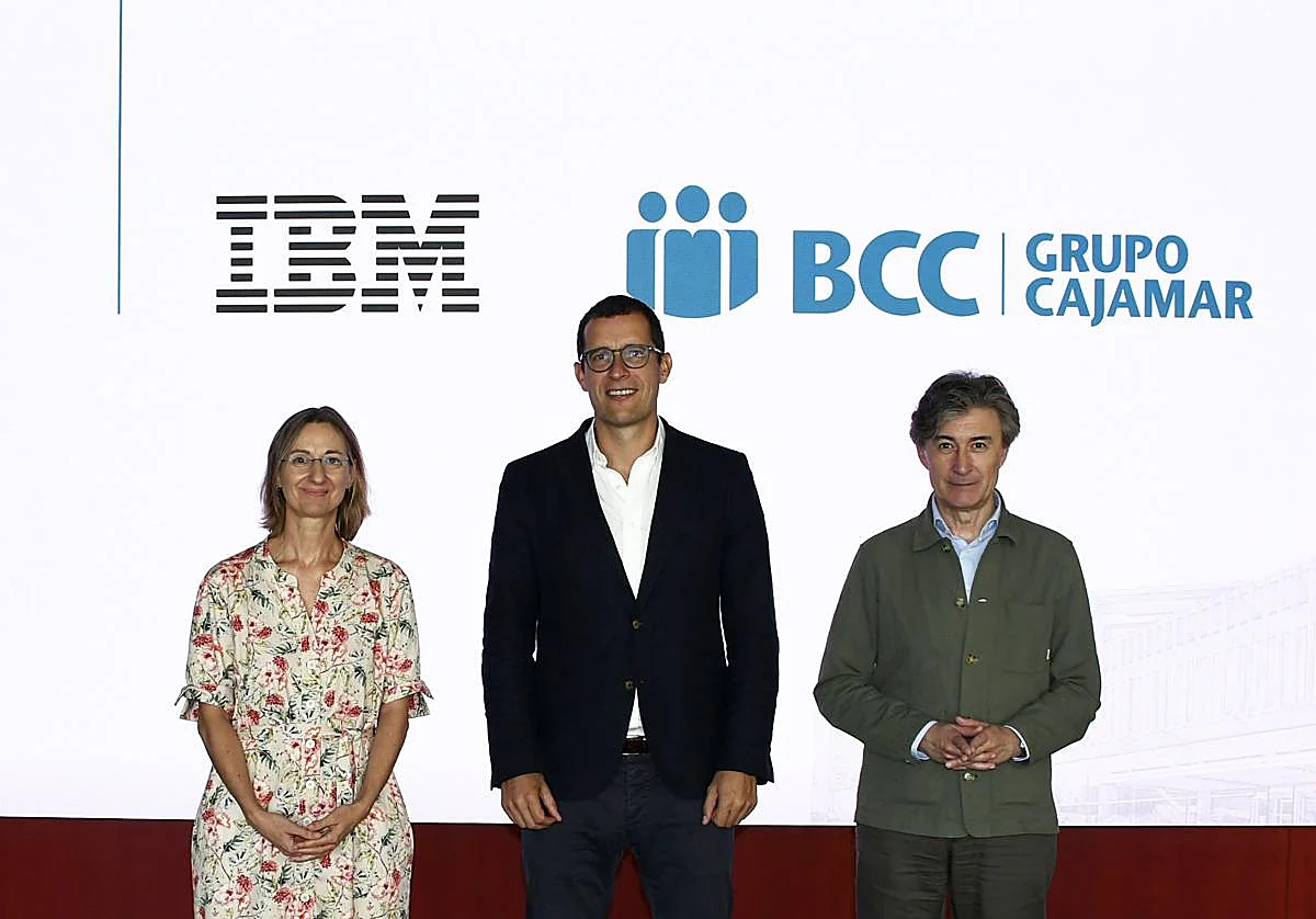 Grupo Cajamar e IBM impulsan una nueva plataforma de datos e IA para avanzar en seguridad y eficiencia