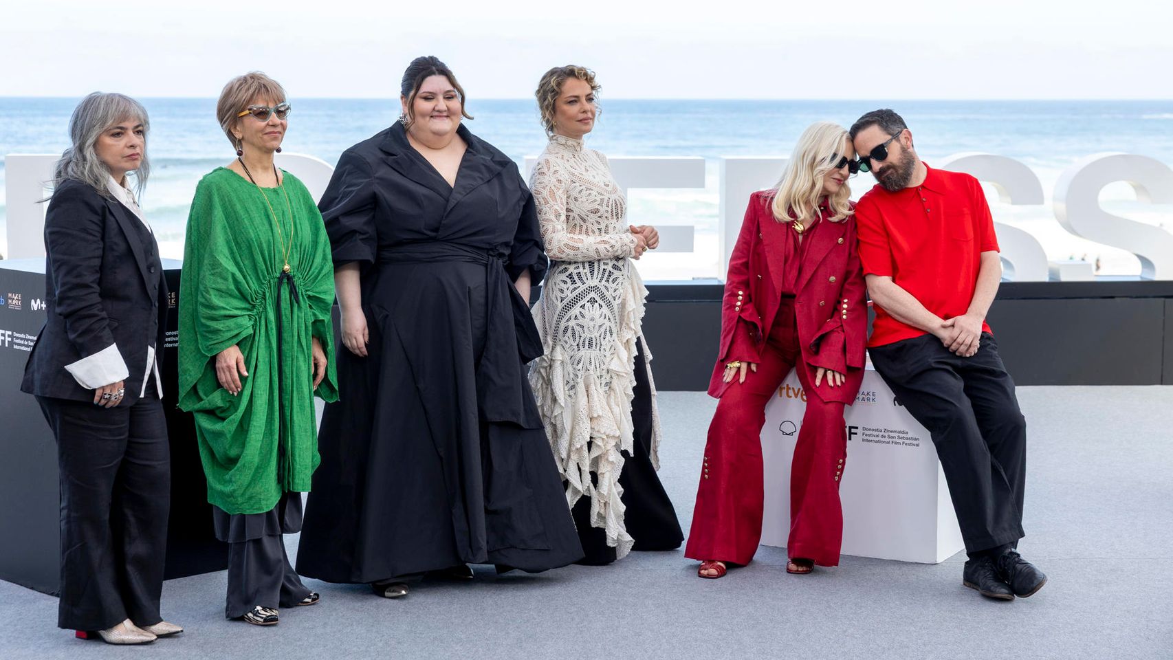 Pablo Larraín y Mariana Enríquez describen una Argentina fantasma en 'Mis muertos tristes'