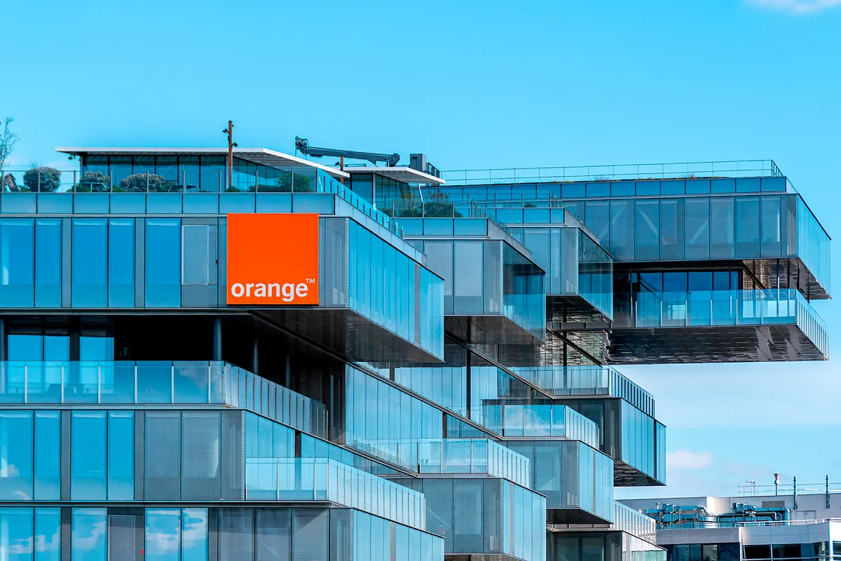 Orange vuelve a ser la marca de la firma en España y dice adiós a MasOrange