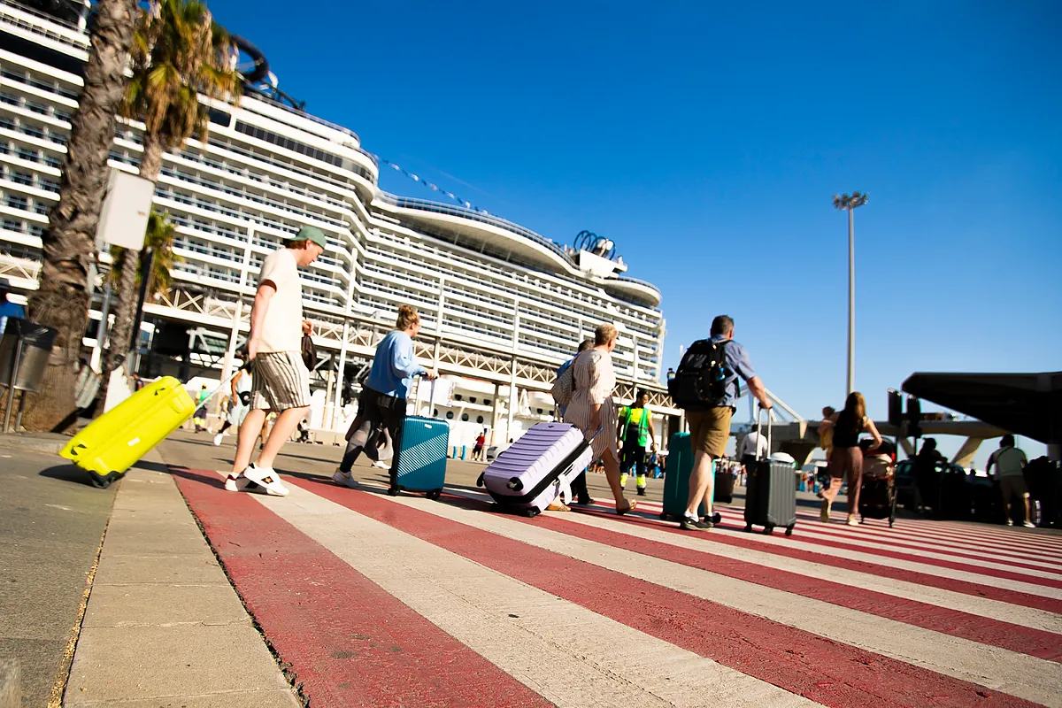 Barcelona saca adelante el alza de la tasa a los cruceristas que hacen escala con el aval de Junts, PSC y ERC