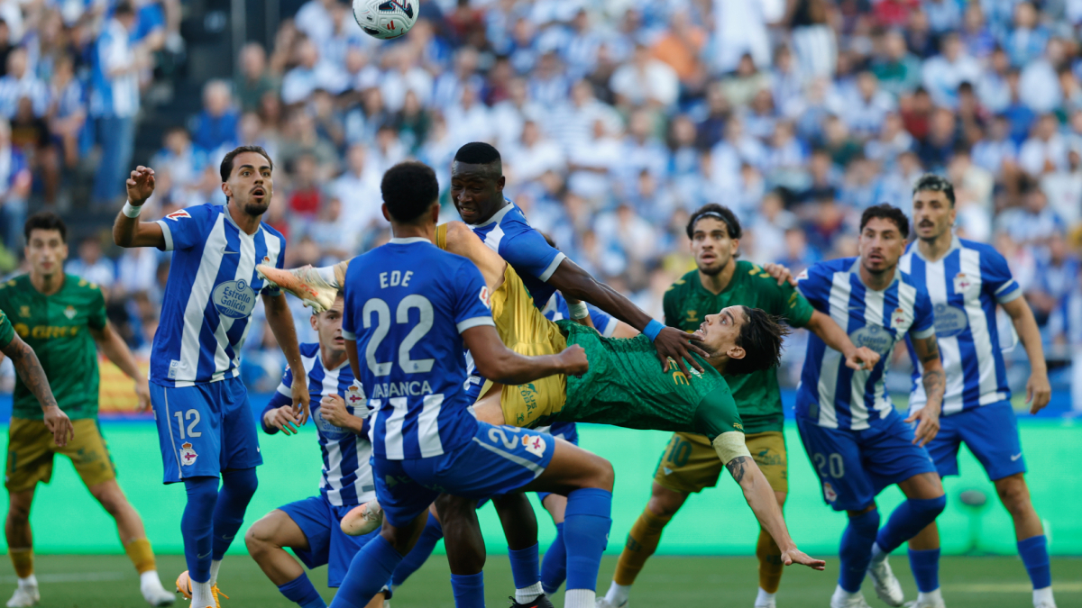 Bartra esquiva la lesión, pero seguirá un plan individualizado de trabajo