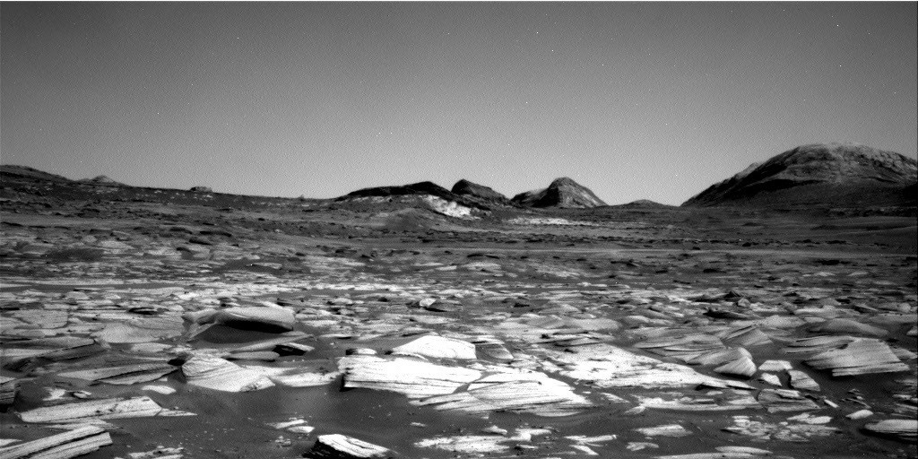 Curiosity Blog, Sols 5010-5015: Checking out the Bands