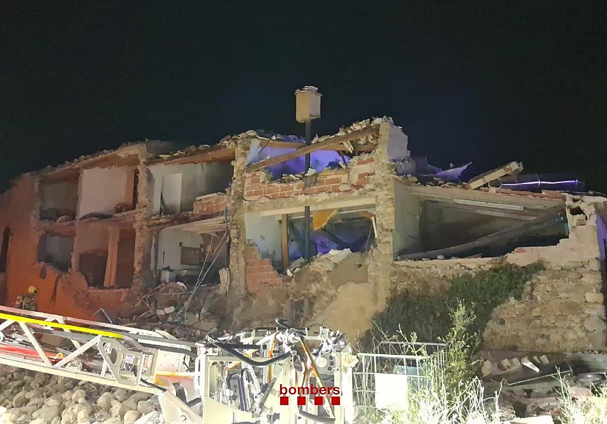 Un herido crítico tras explotar un depósito de gas en un hotel de Girona