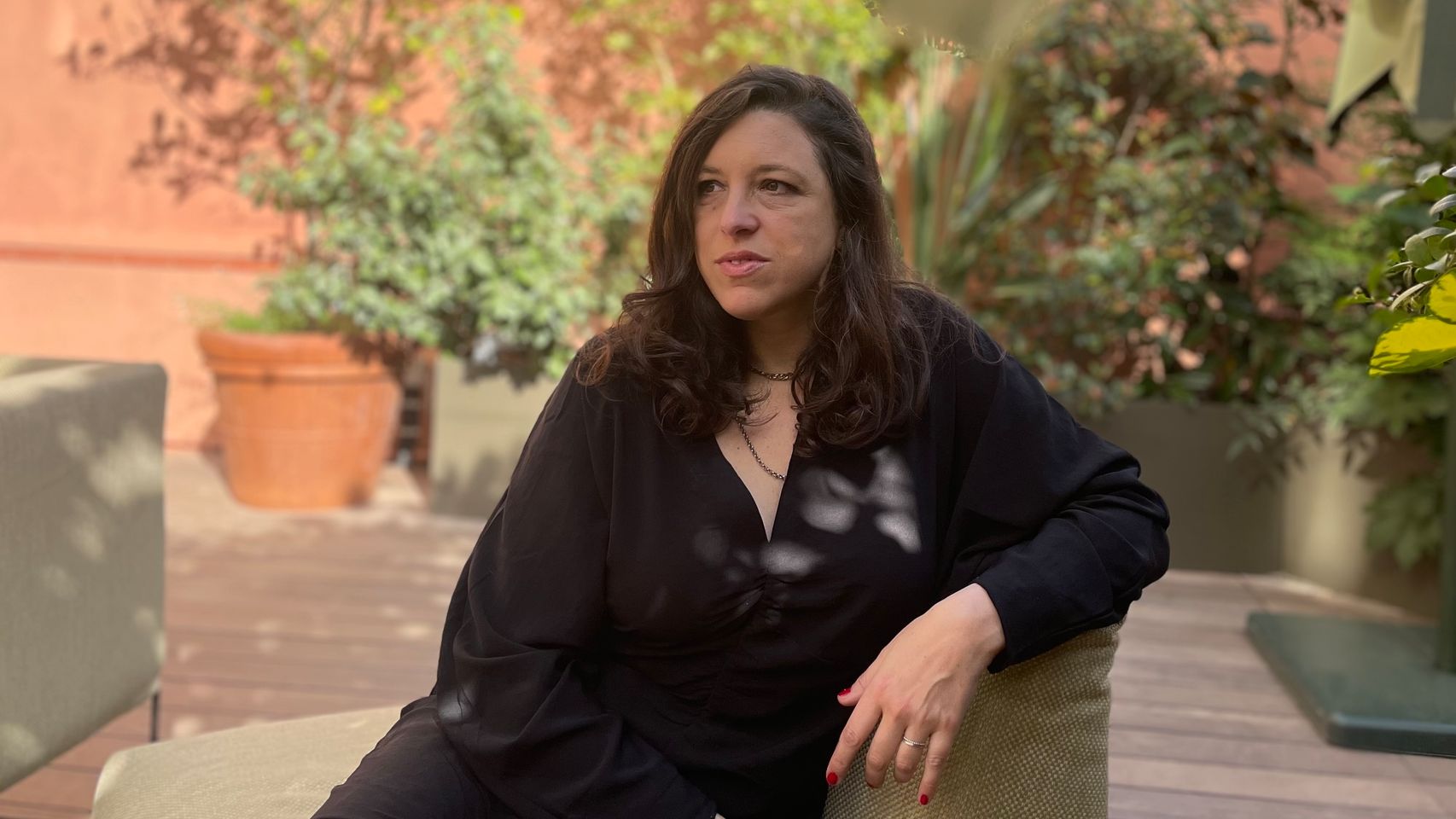 La exclusión de Ariana Harwicz de un festival por su postura proisraelí divide al mundo de las letras