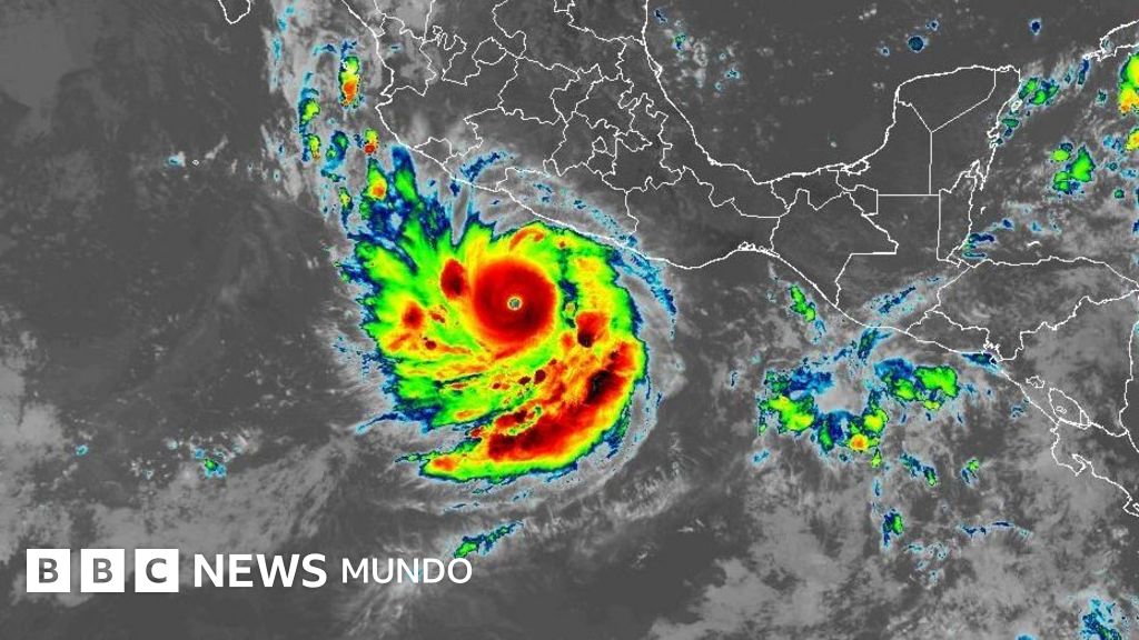 El huracán Polo alcanza la categoría 5 en tiempo récord y amenaza la costa del Pacífico de México