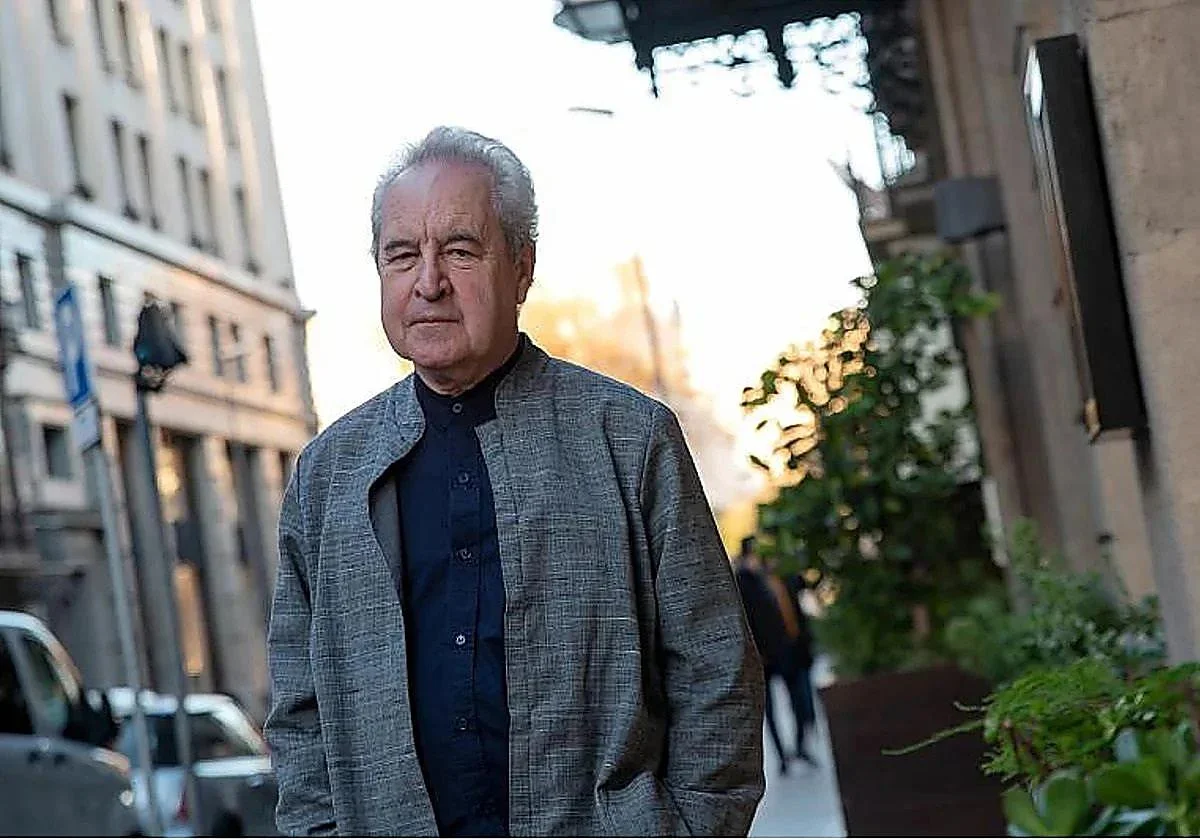 John Banville cancela su presencia en un festival de Granada por el «boicot» a una escritora argentina