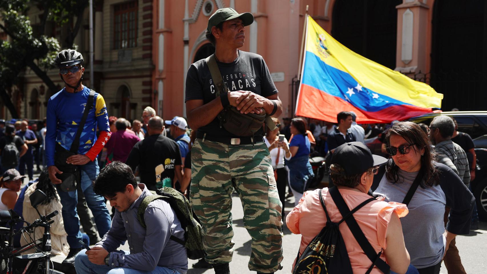 Repsol, Telefónica, BBVA y otras empresas españolas, pendientes del futuro de Venezuela tras la caída de Nicolás Maduro