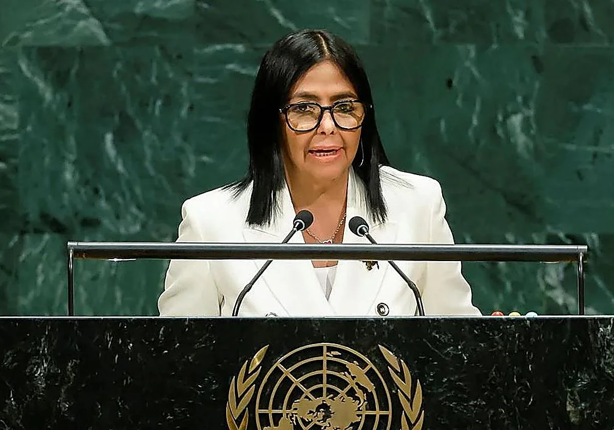 Delcy promete ante la ONU que habrá elecciones, pero que ella asumirá la transición política