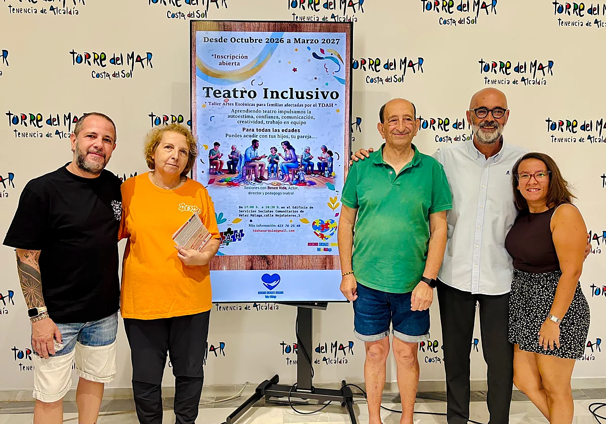 El teatro vuelve a ser herramienta de inclusión para familias con TDAH en Vélez-Málaga