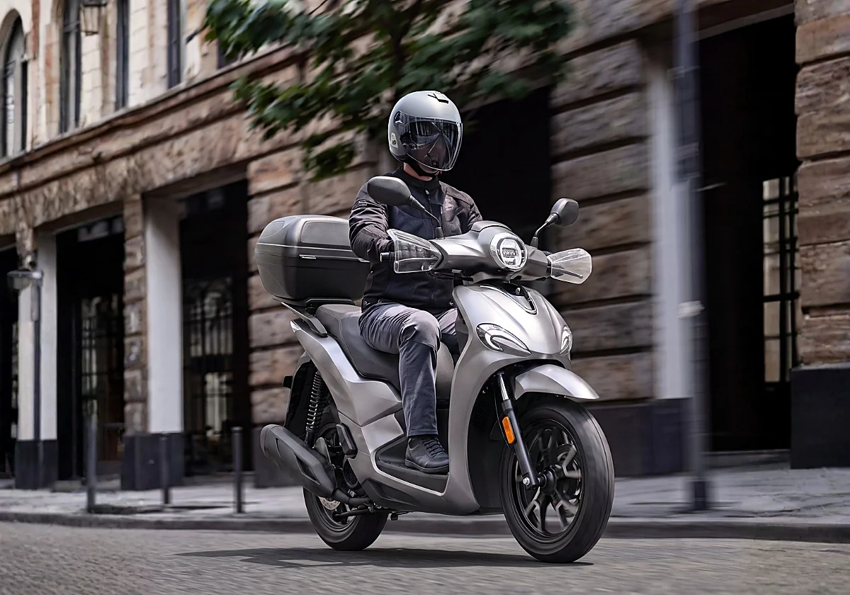 Así es el SR16 Air, el nuevo escúter 125 de rueda alta de Voge