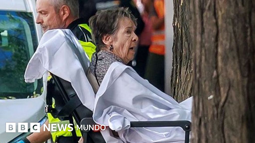 El dramático desalojo de la anciana Maricarmen a los 87 años que expone la gravedad de la crisis de vivienda en España