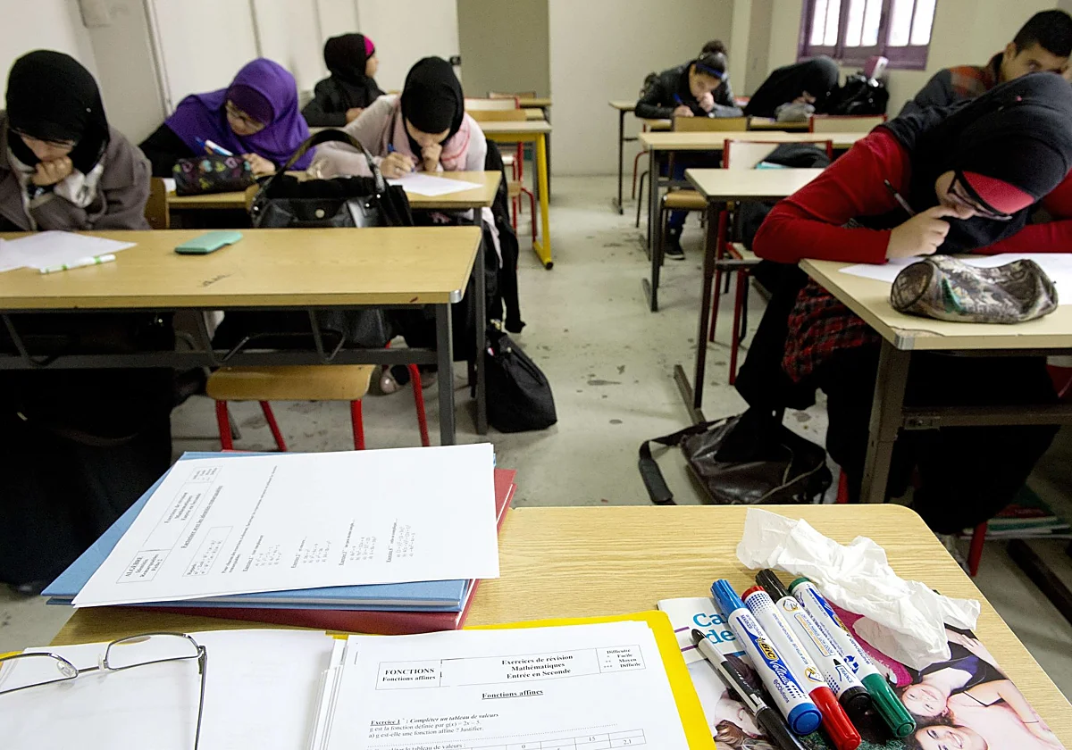 Italia fija por ley un máximo del 30% de alumnos extranjeros en las aulas